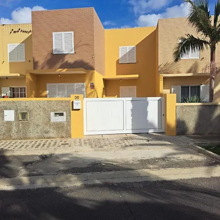 Moradia Vitória Porto Santo